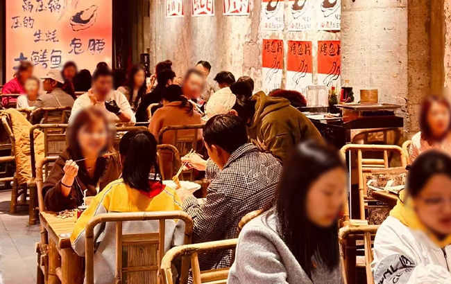 供应链+运营双驱动，围满停车场烧烤探索川式烧烤创业新路径